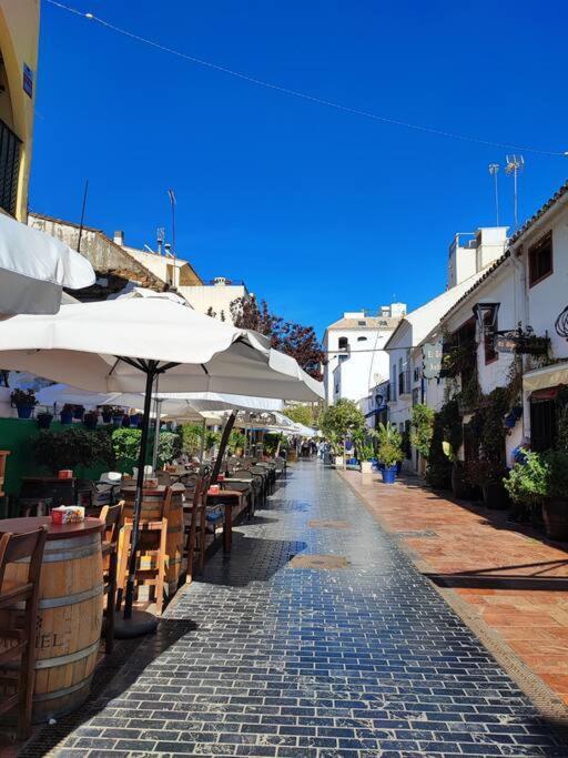 1st Line Of The Beach, La Rada Beach! Ac,wifi,terrace, Private Parking Appartement *